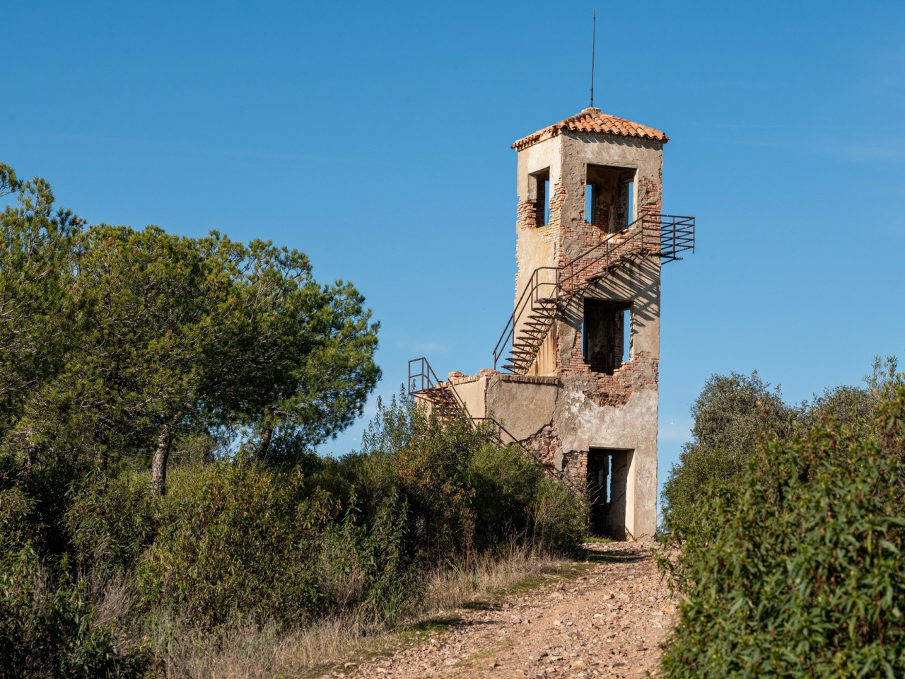 Torre de Vigiancia.jpg