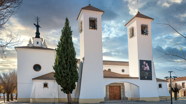 Plaza e Iglesia San José